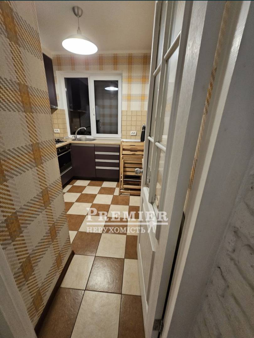 Продаж 2-кімнатної квартири 46 м², Академіка Заболотного вул.
