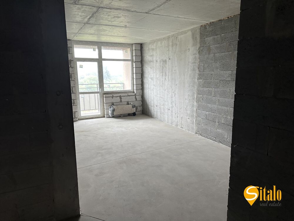 Продаж 2-кімнатної квартири 69 м², Олександра Олеся вул.