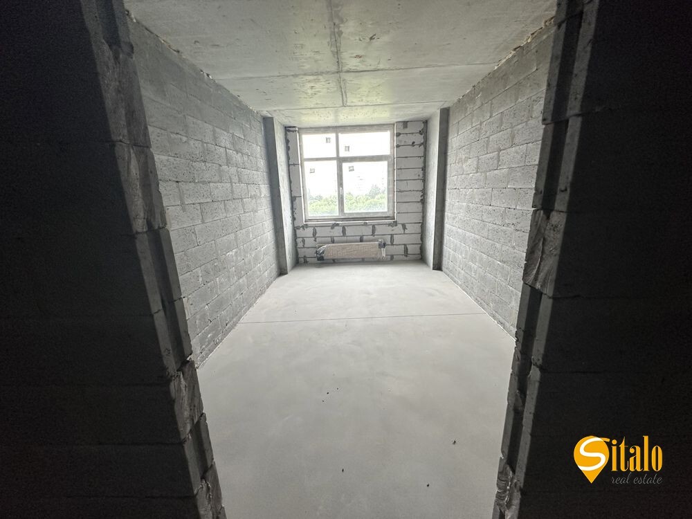 Продаж 2-кімнатної квартири 69 м², Олександра Олеся вул.