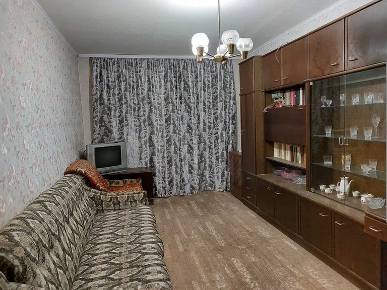 Аренда 2-комнатной квартиры 46 м², Александра Поля просп.