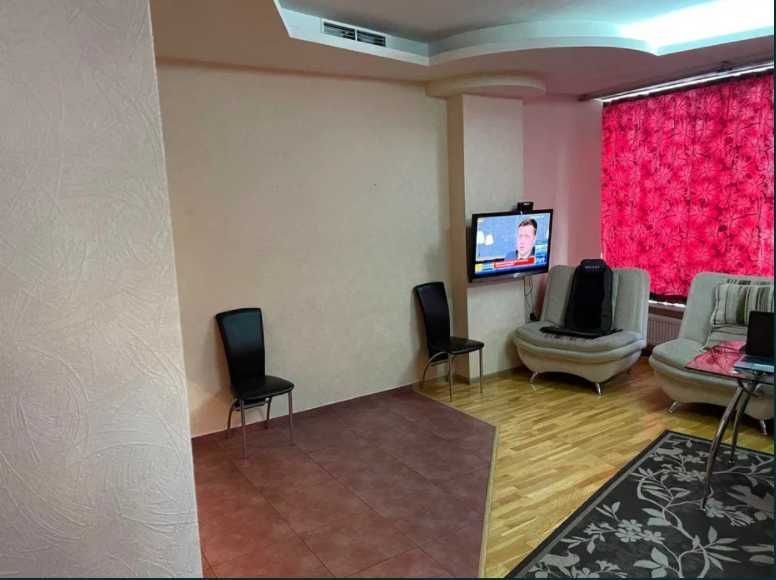 Продажа 1-комнатной квартиры 63 м², Глинки ул., 2