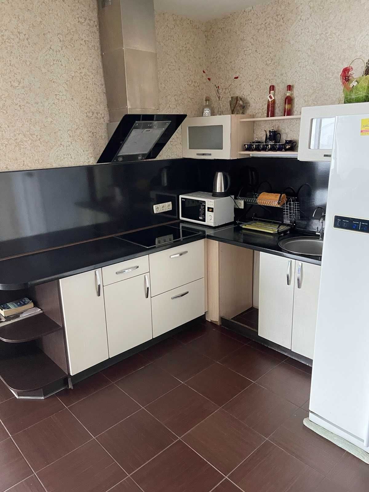 Продажа 2-комнатной квартиры 103 м², Глинки ул., 2