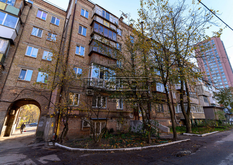 Продаж 2-кімнатної квартири 46 м², Олени Теліги вул., 29