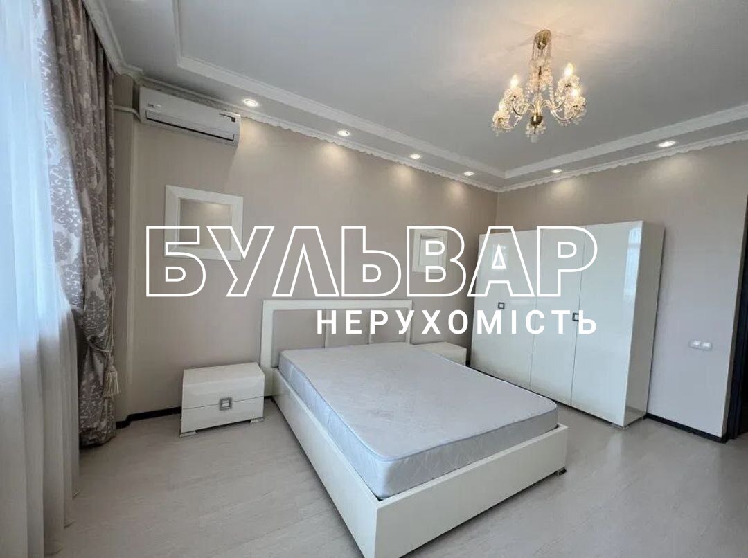 Продаж 2-кімнатної квартири 68 м², Культури вул., 22В