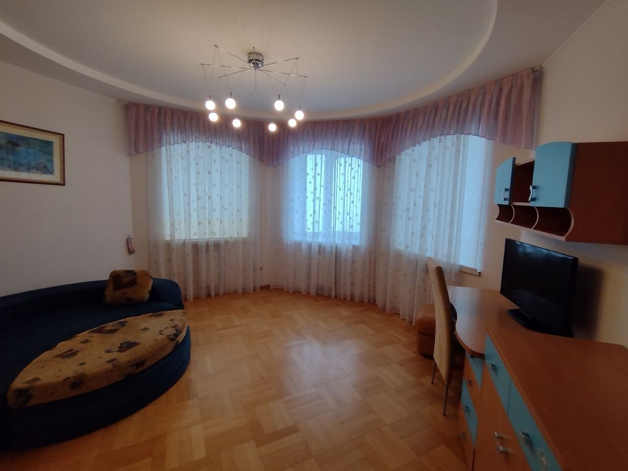 Продаж 3-кімнатної квартири 117 м², Клінічна вул.