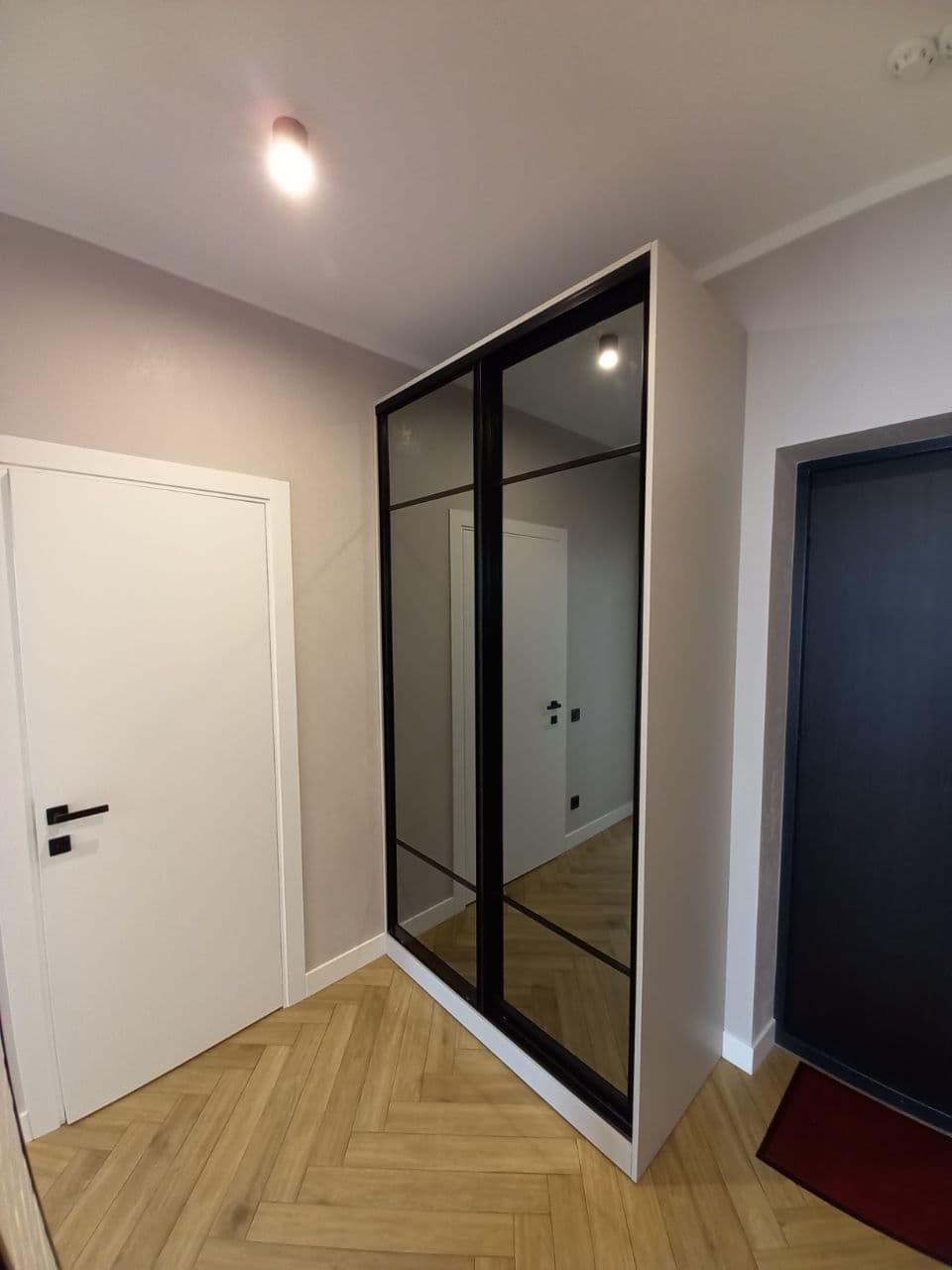 Аренда 1-комнатной квартиры 52 м², Джона Маккейна ул., 1