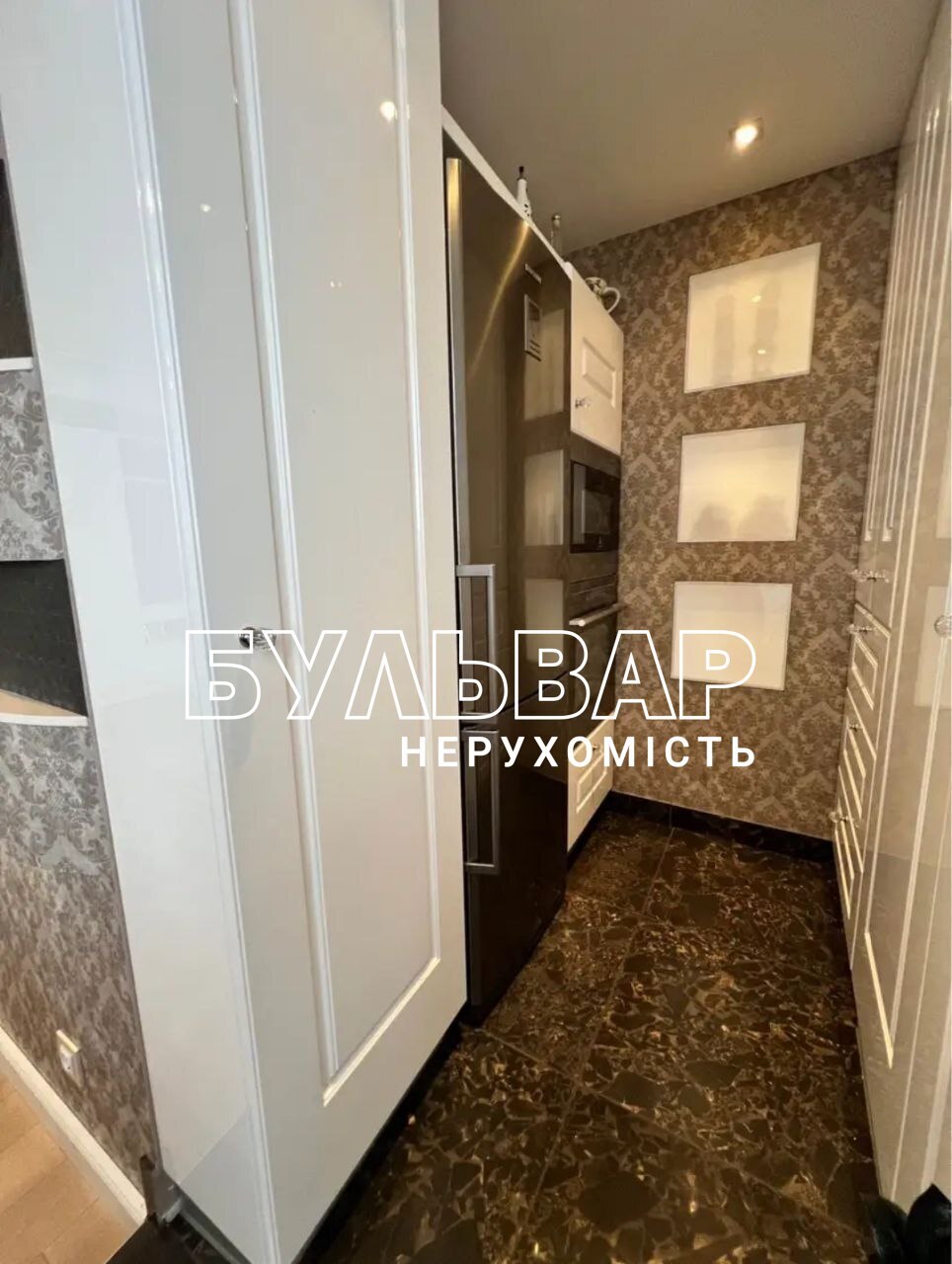 Продаж 2-кімнатної квартири 75 м², Тракторобудівників просп., 94Б