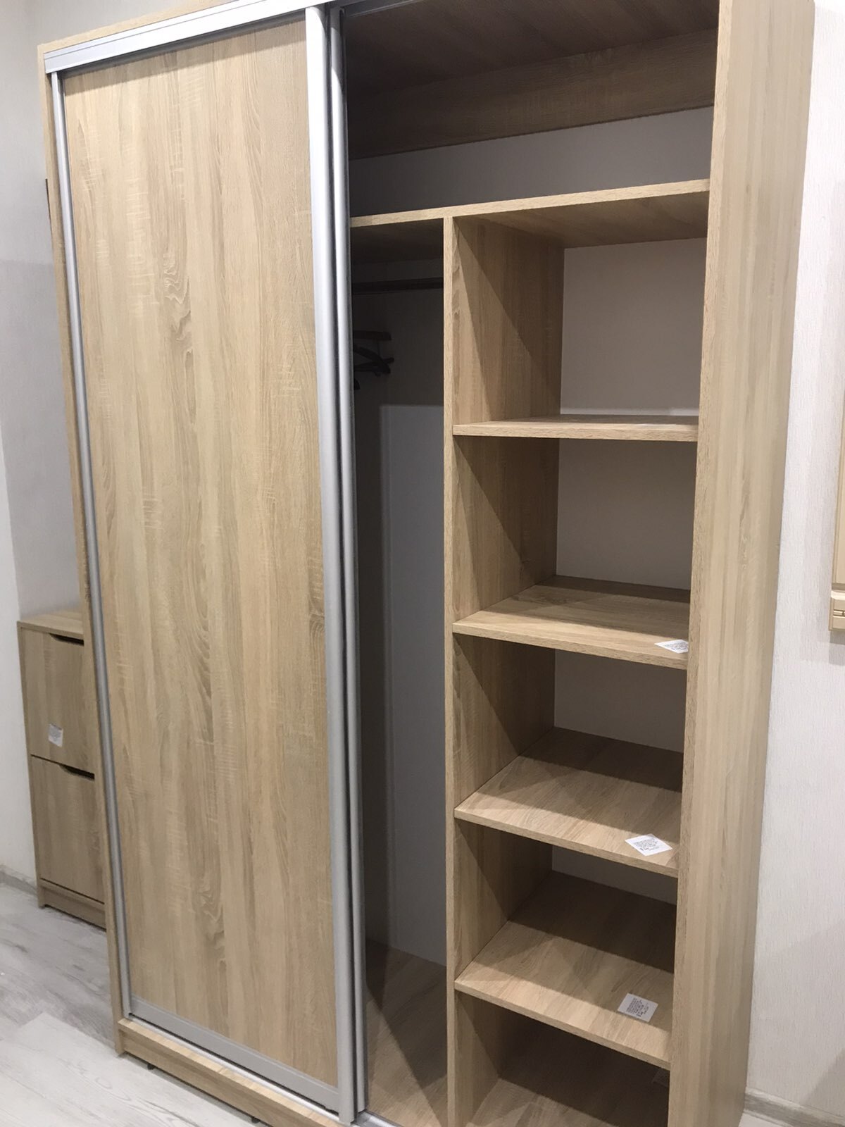 Продажа комнаты, Джона Маккейна ул., 34