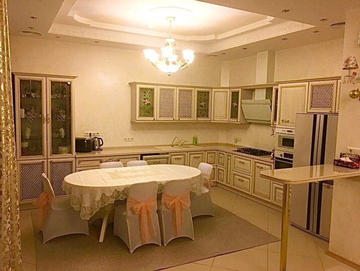 Будинок подобово 385 м², Озерна вул., 21