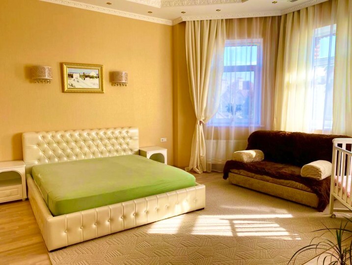 Будинок подобово 385 м², Озерна вул., 21