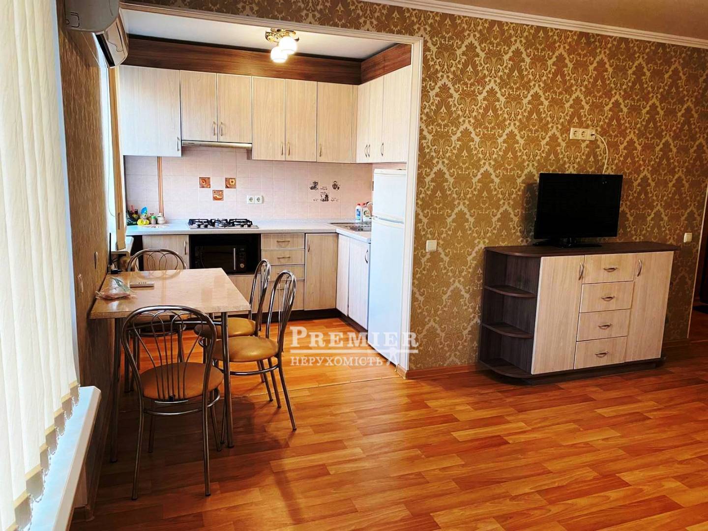 Продаж 1-кімнатної квартири 32 м², Данченко вул.