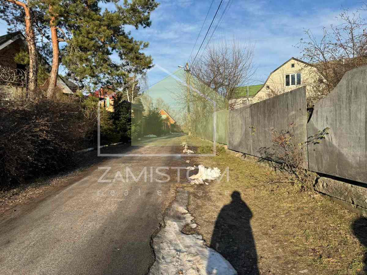 Продаж ділянки під індивідуальне житлове будівництво 17 соток