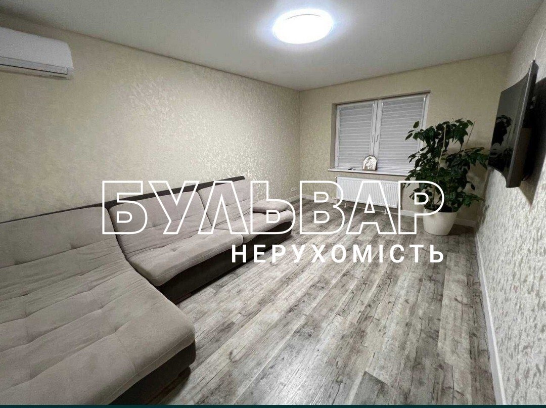 Продаж 2-кімнатної квартири 68 м², Лопанська вул.