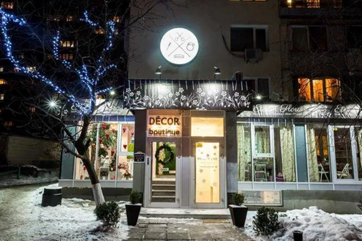 Оренда торговельного приміщення 100 м², Велика Васильківська вул., 122