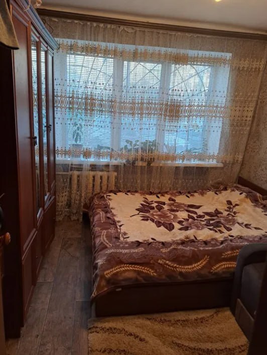 Продаж 2-кімнатної квартири 36.8 м², Данила Галицького вул.