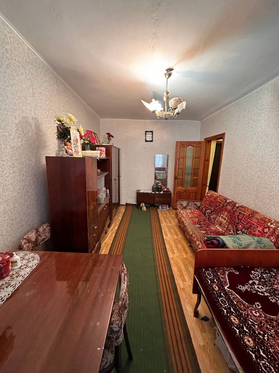 Продаж 1-кімнатної квартири 38 м², Нижньосироватська вул.