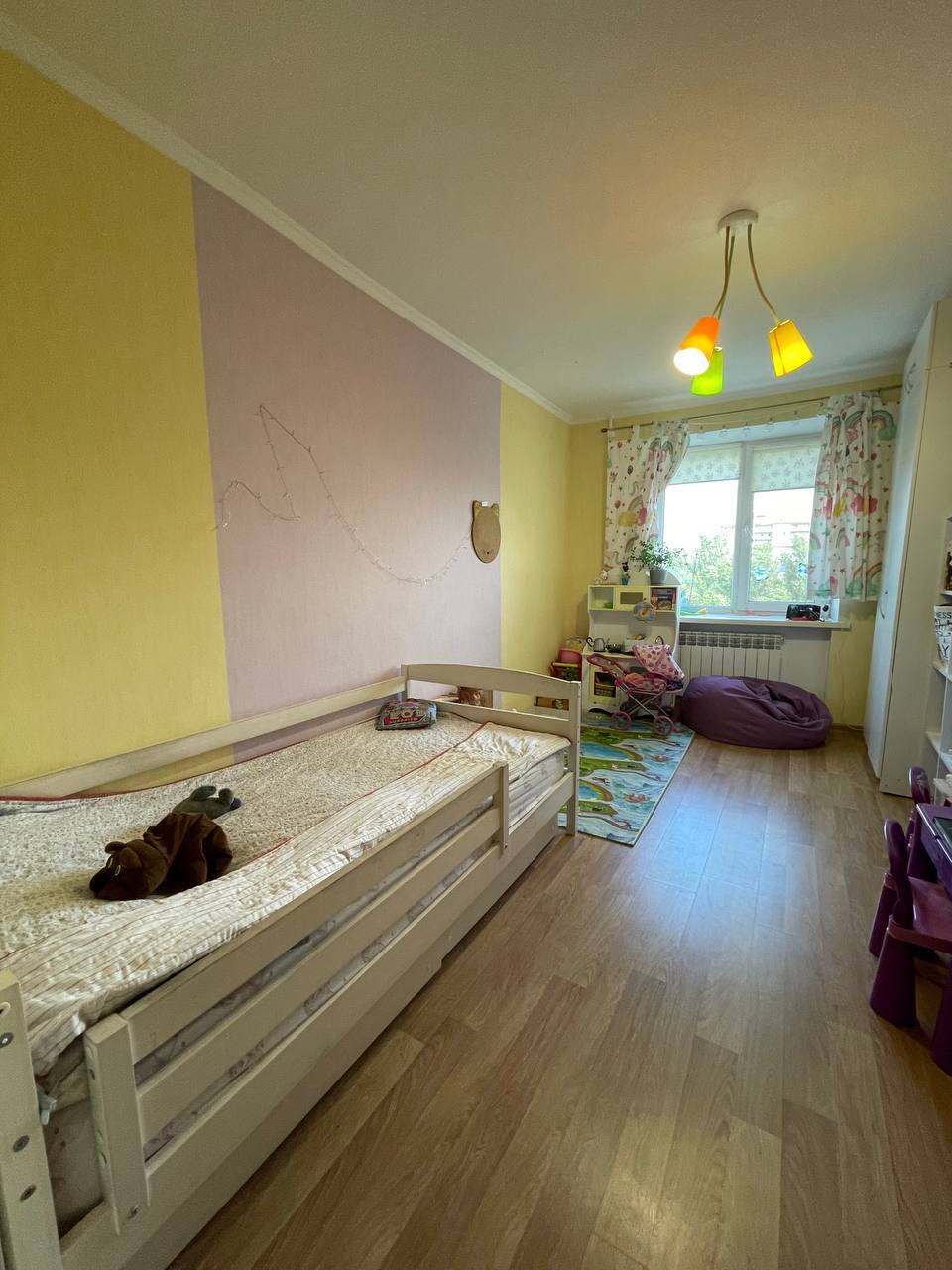 Продажа 4-комнатной квартиры 94 м², Тополь 1 ул.