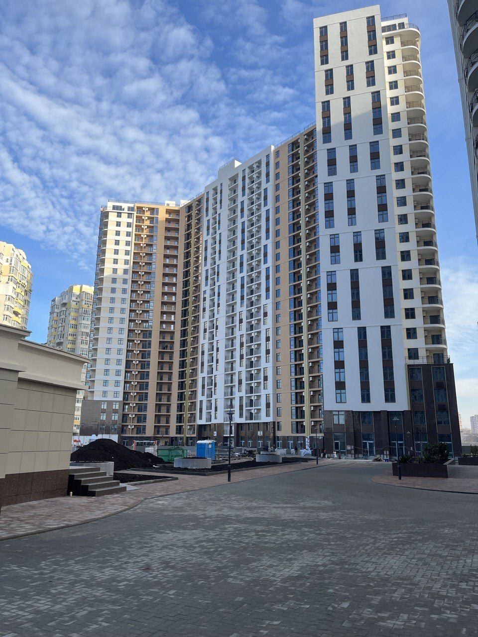 Продаж 2-кімнатної квартири 63 м², Краснова вул., 3