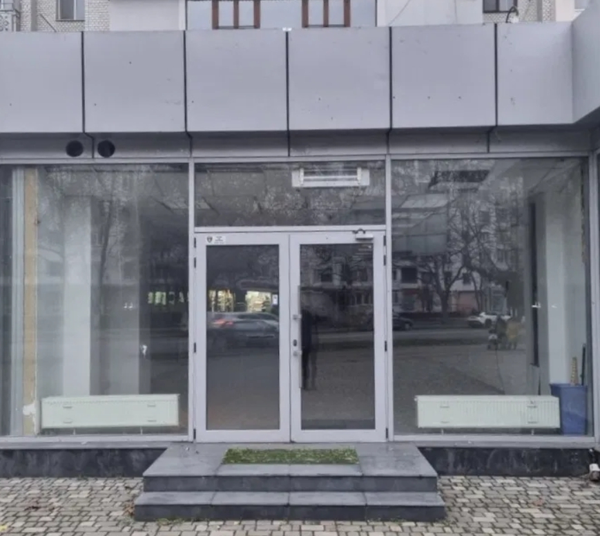 Оренда торговельного приміщення 136 м², Академіка Корольова вул.