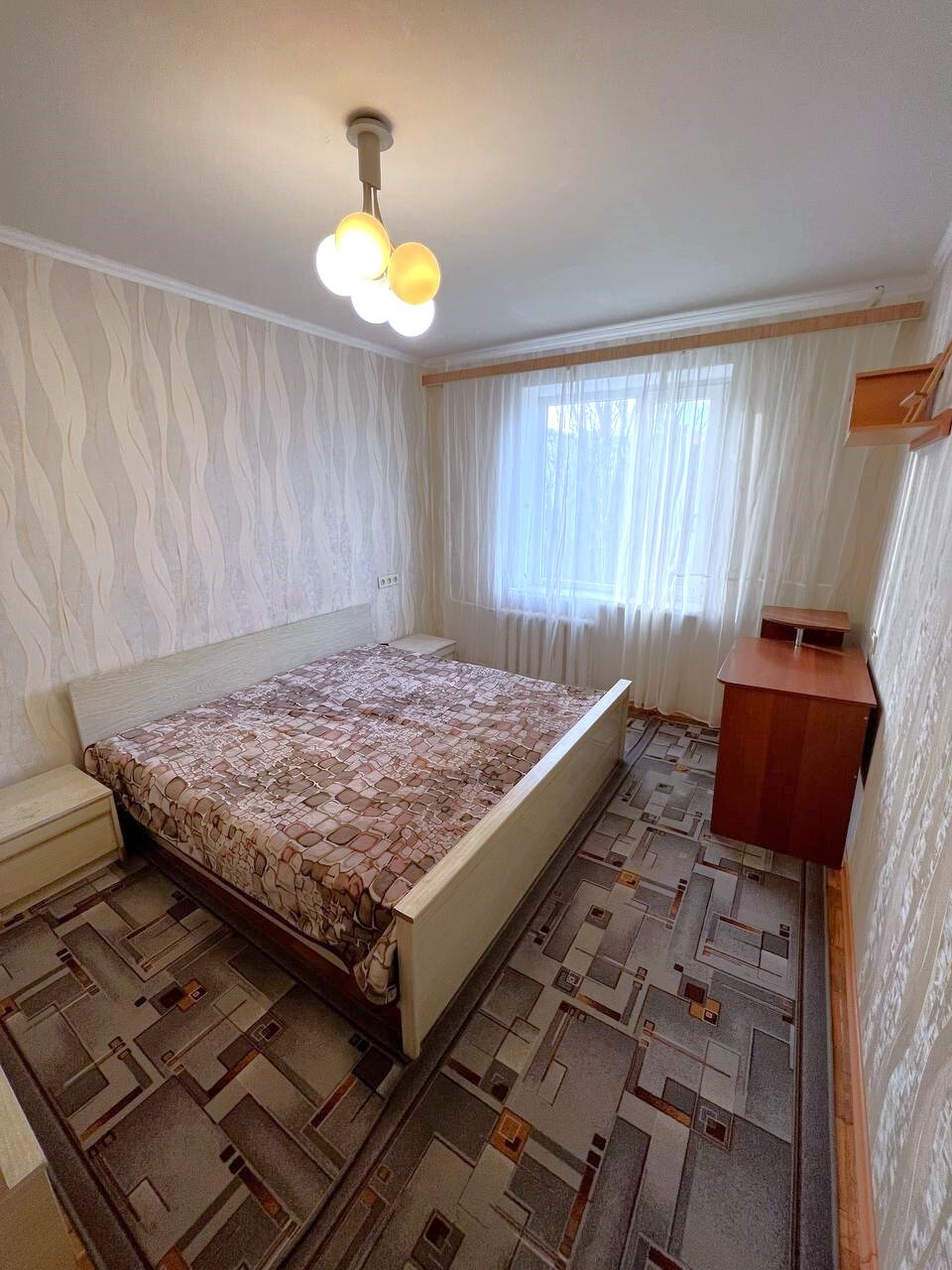 Аренда 3-комнатной квартиры 74 м², Набережная Победы ул., 130