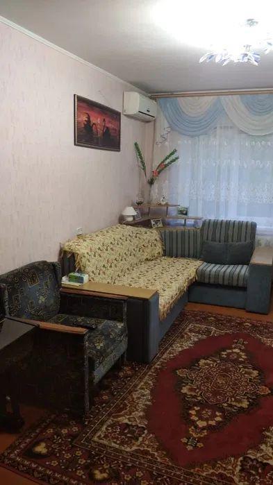 Продаж 3-кімнатної квартири 64 м², Чураївни вул.