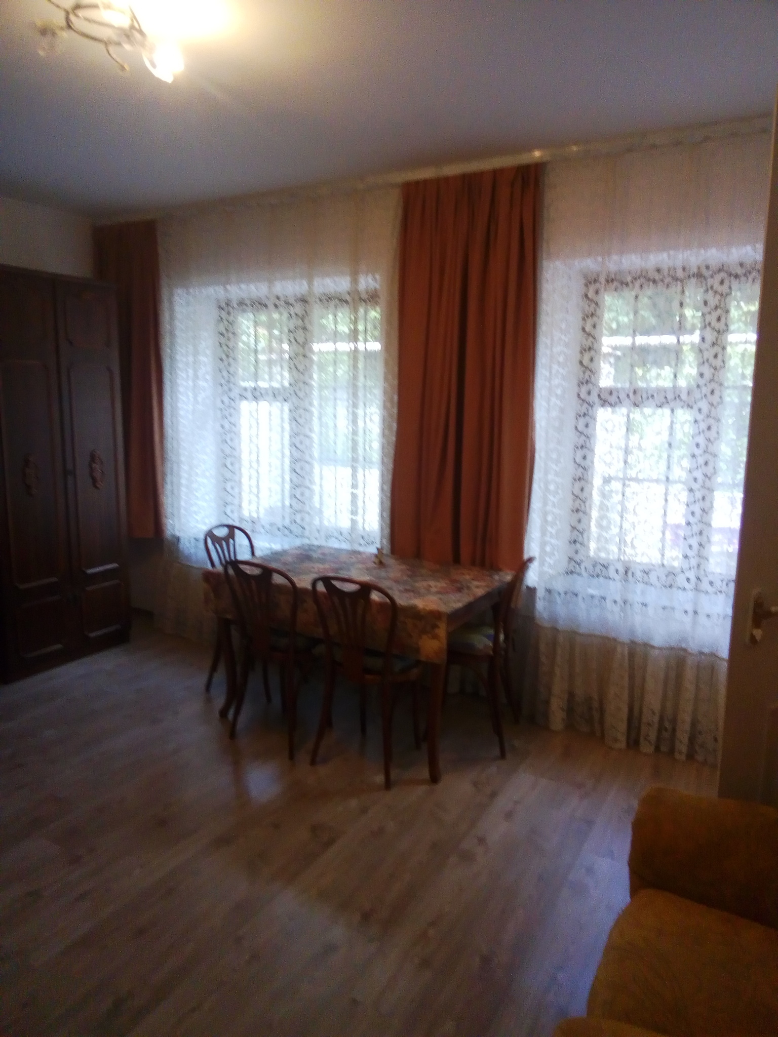 Оренда будинку 140 м², Львівська вул., сантим