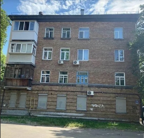 Продаж 3-кімнатної квартири 105.7 м², Любомира Гузара просп., 40
