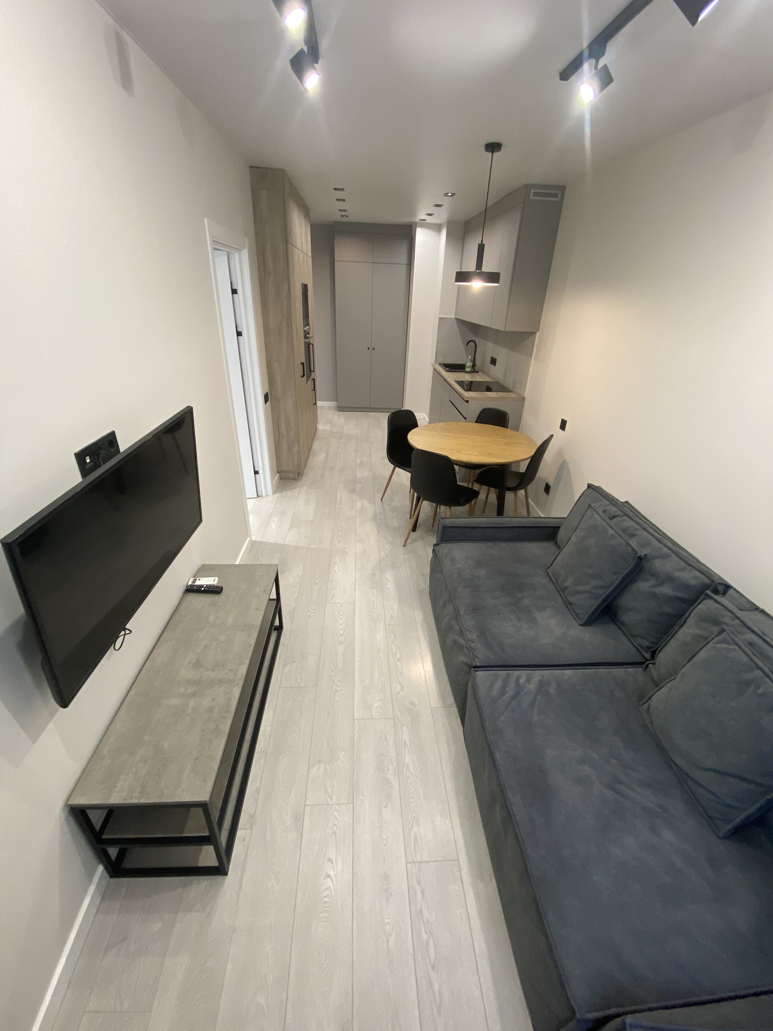 Оренда 2-кімнатної квартири 48 м², Академіка Заболотного вул., 1Б