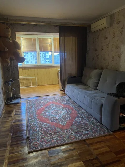 Продаж 2-кімнатної квартири 54 м², 40 років Перемоги просп.