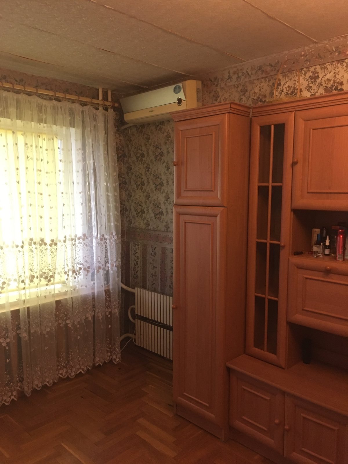 Продаж 3-кімнатної квартири 69 м², Дніпровські Пороги вул.