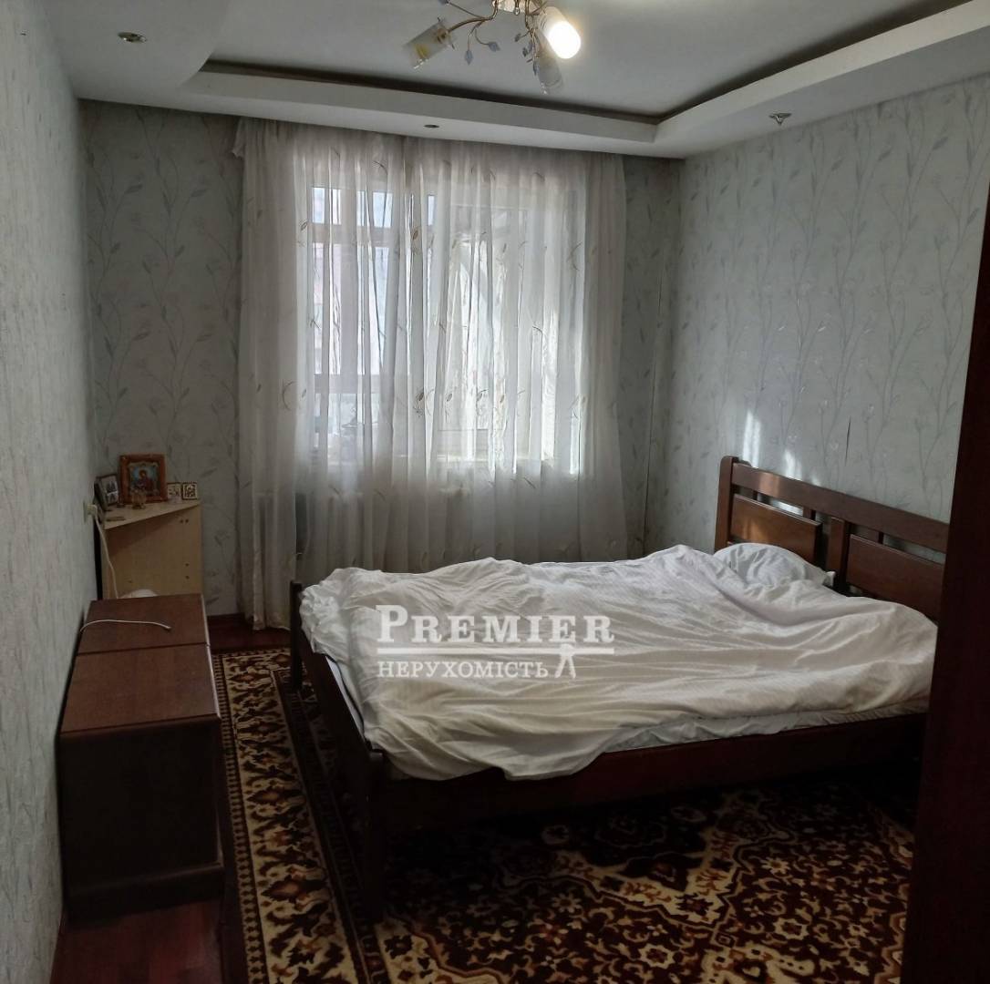 Продажа 4-комнатной квартиры 74 м², Академика Заболотного ул.
