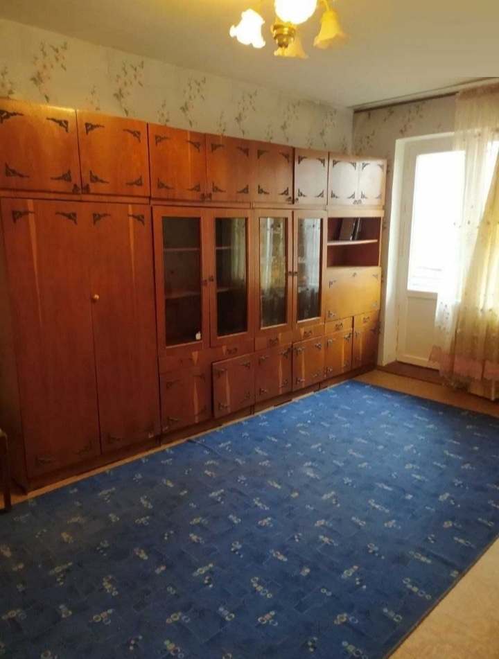 Продаж 1-кімнатної квартири 35 м², Генерала Бочарова вул.