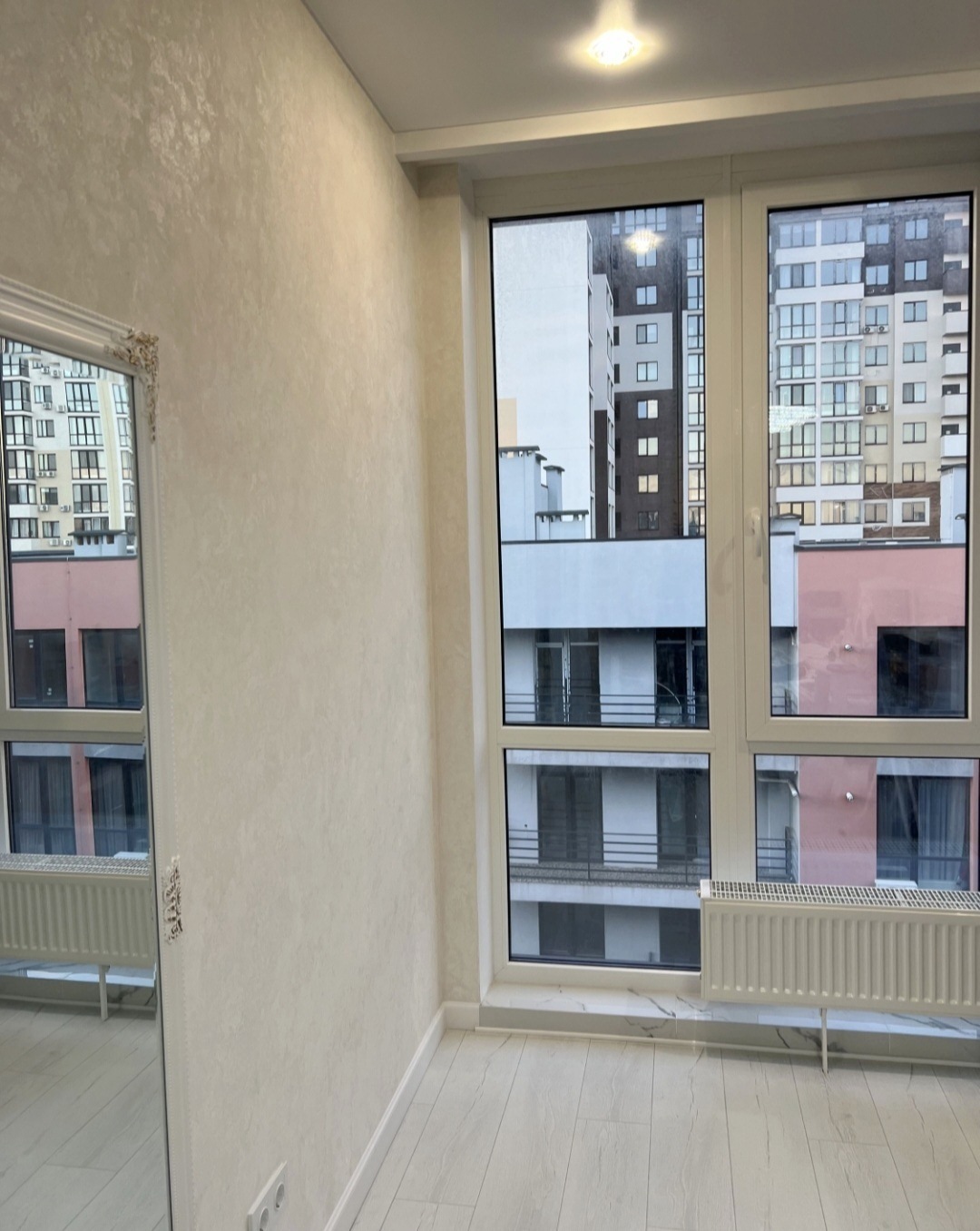 Продажа 1-комнатной квартиры 45 м², Марсельская ул.