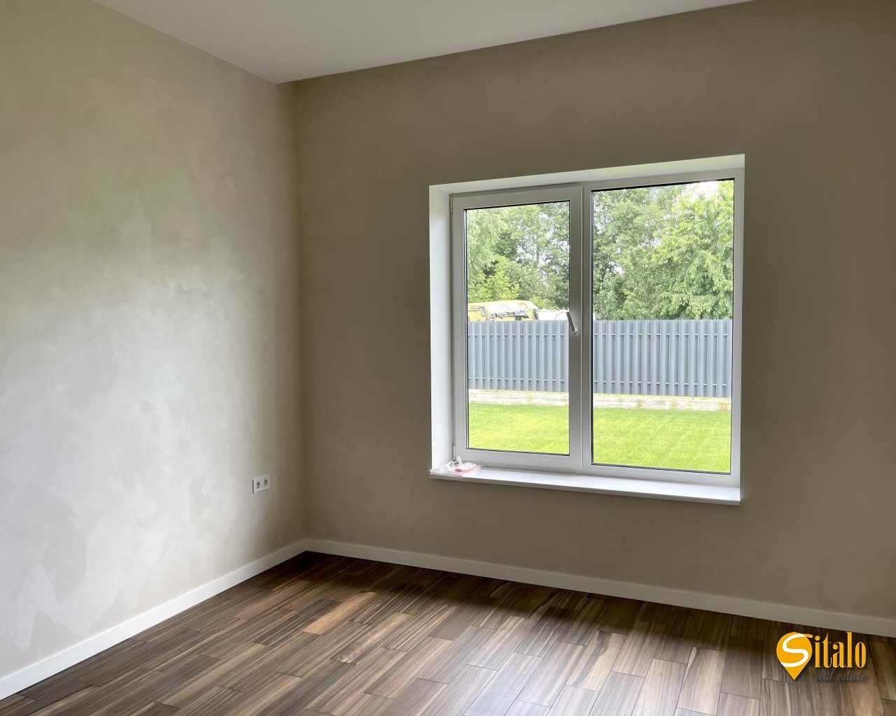 Продаж будинку 144 м²
