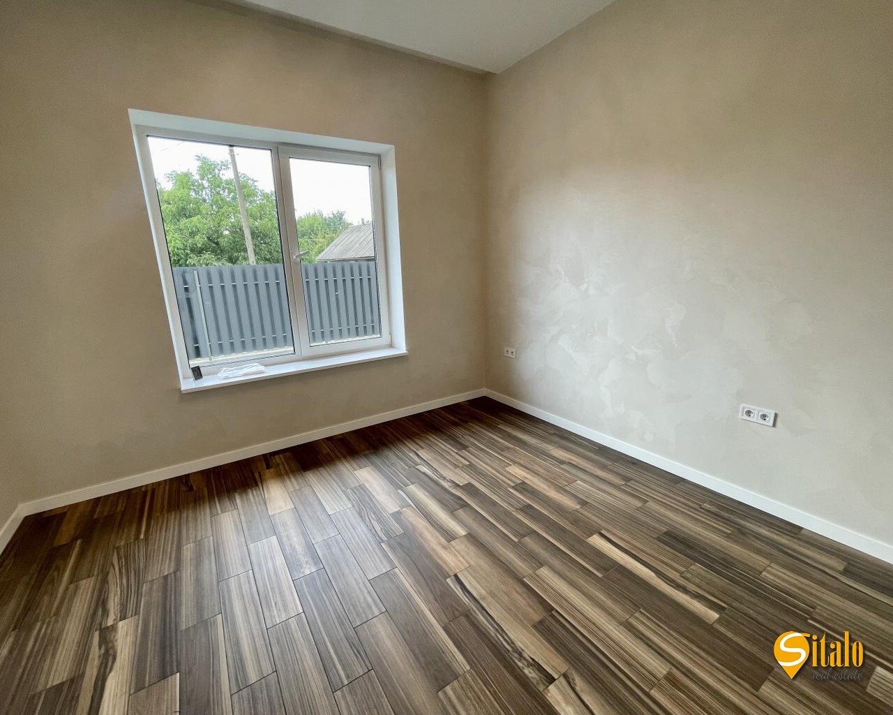 Продаж будинку 144 м²