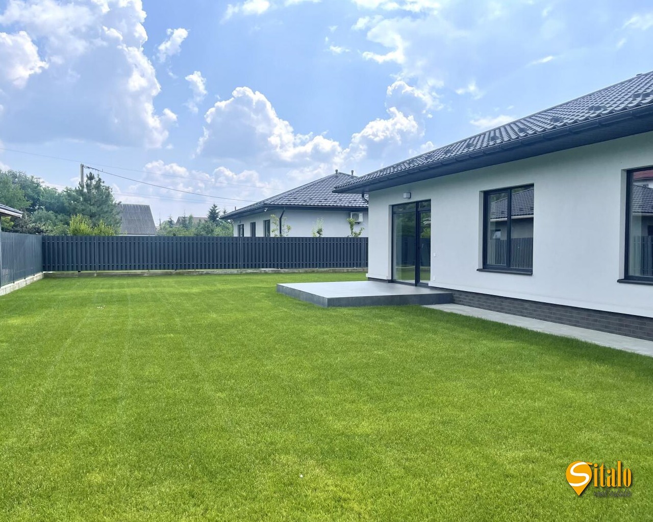 Продаж будинку 144 м²