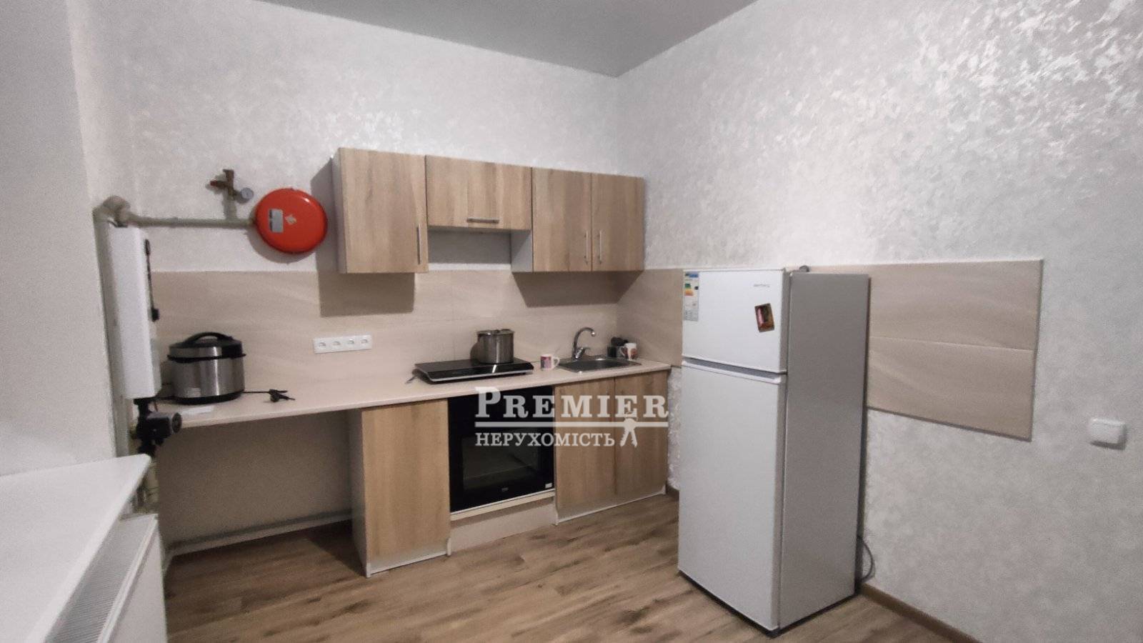 Продаж 1-кімнатної квартири 33 м², Воронезька вул.