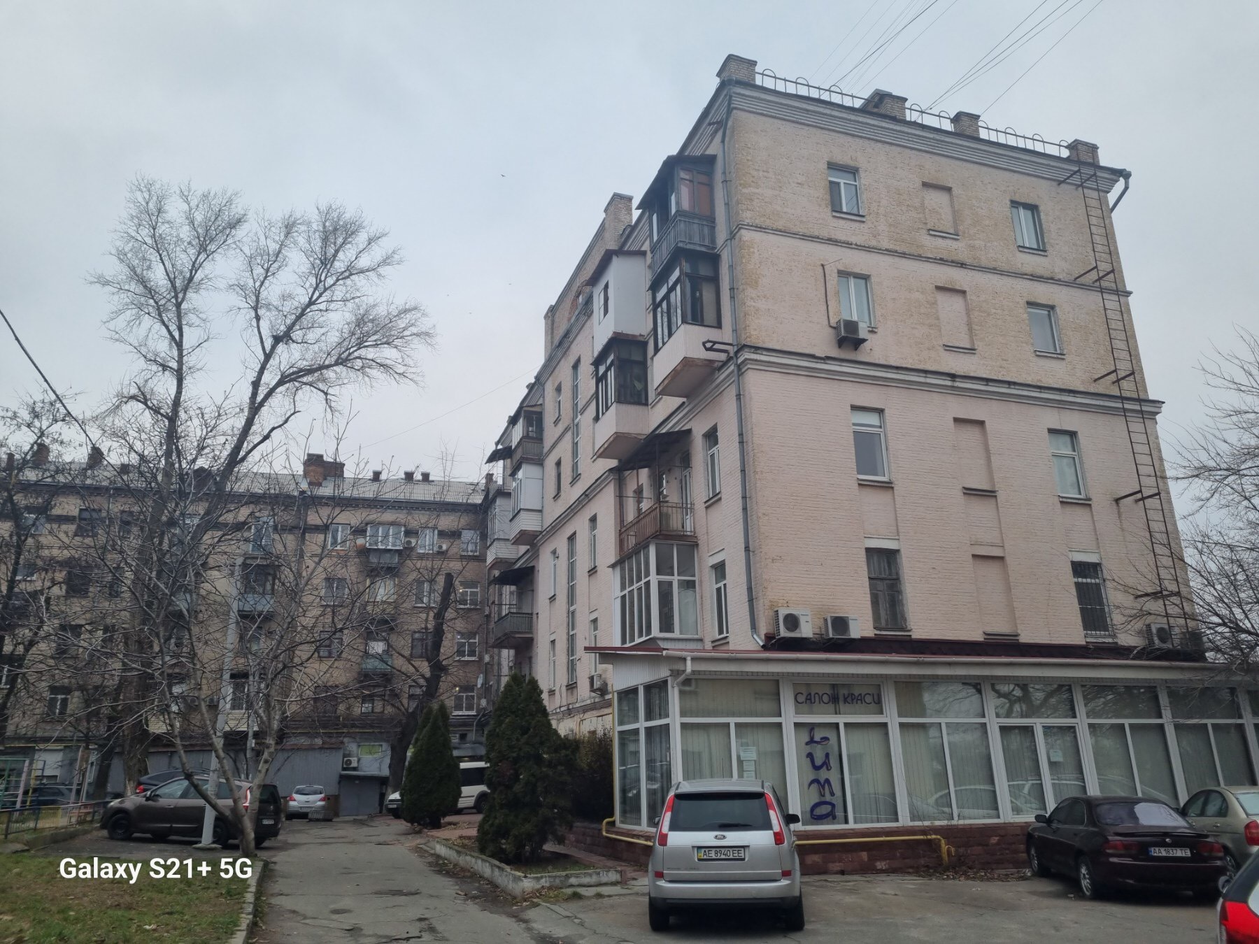 Оренда салону краси 170 м², Кирилівська вул., 109В/1