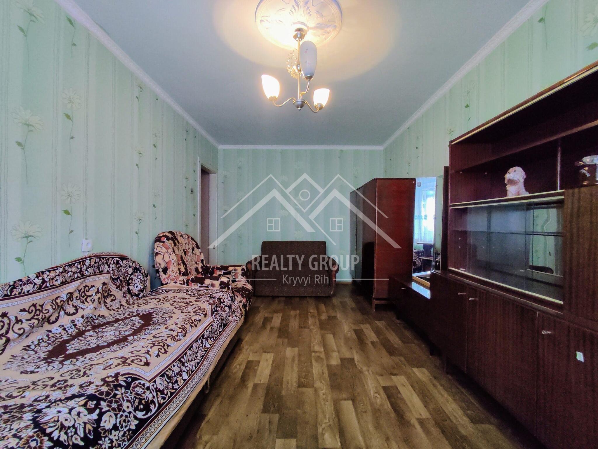 Продаж 2-кімнатної квартири 43.4 м², Співдружності вул.