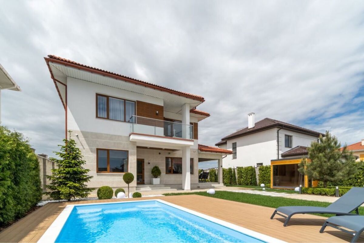 Продажа дома 200 м², Центральная ул., 1