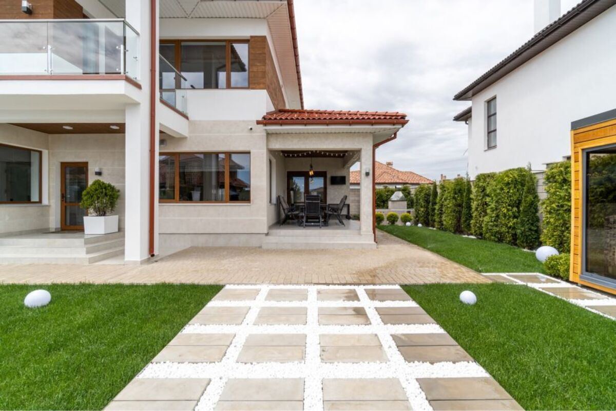 Продажа дома 200 м², Центральная ул., 1