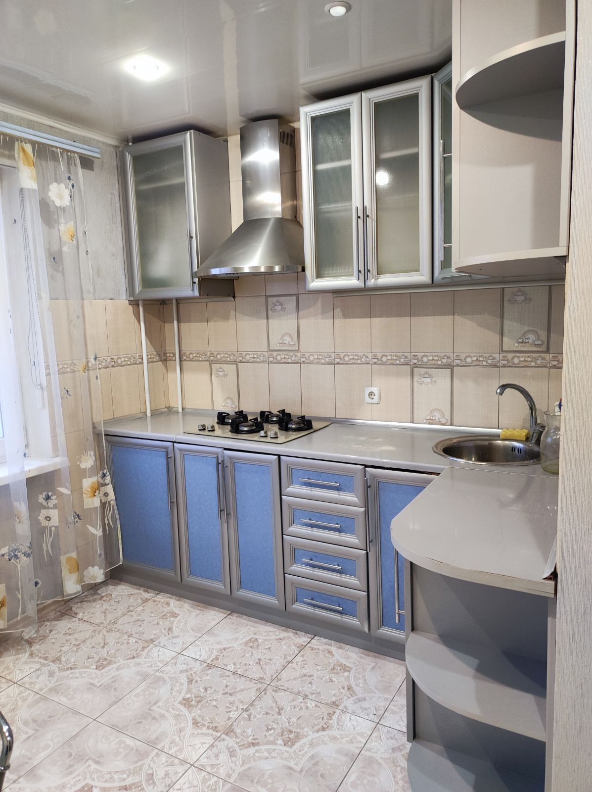 Продажа 2-комнатной квартиры 50 м², Чаривная ул., 153