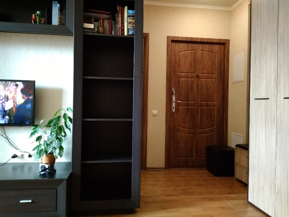 Продаж 3-кімнатної квартири 65 м², Валентинівська вул., 20А
