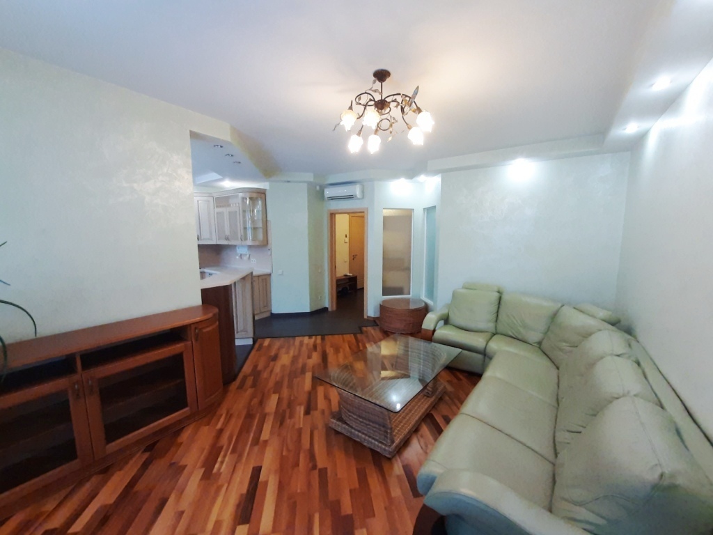 Продажа 3-комнатной квартиры 104.6 м², Александра Мишуги ул., 2