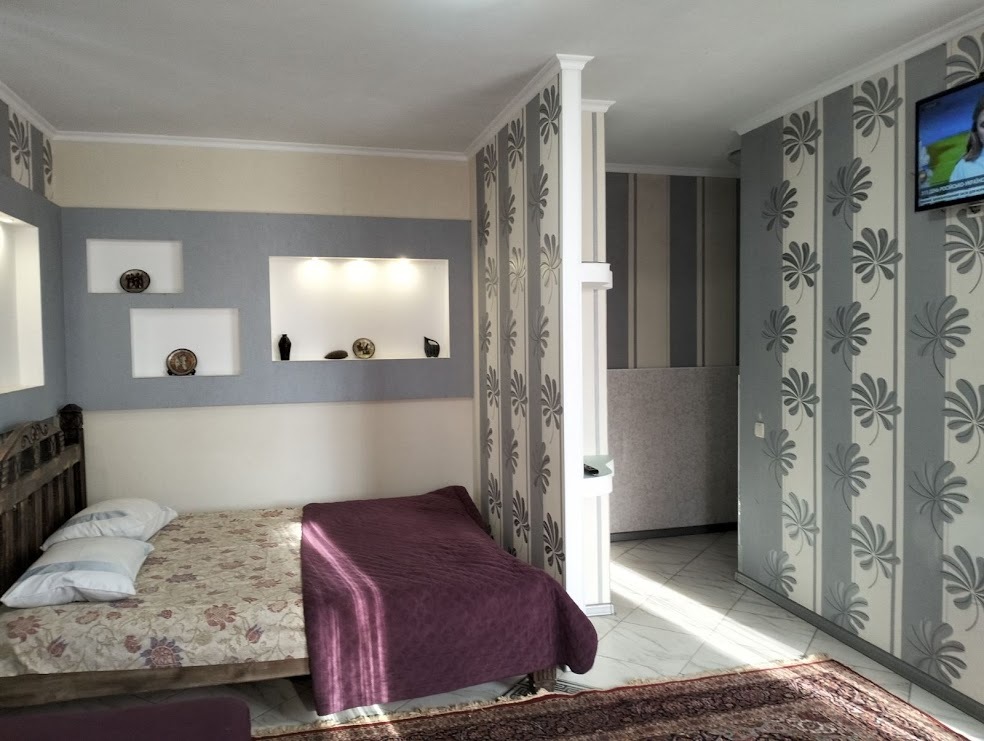 Студія подобово 37 м², 8-го Березня вул., 34