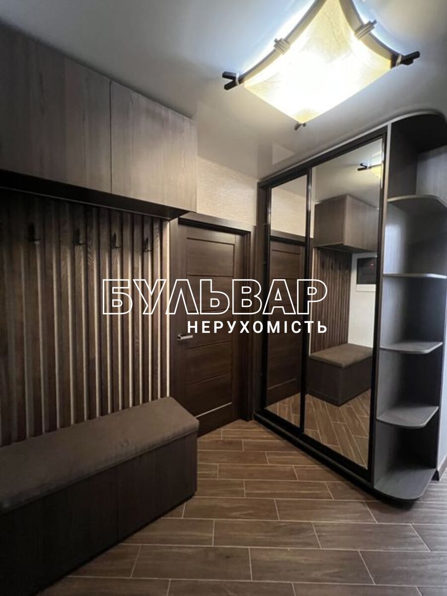 Продаж 1-кімнатної квартири 39 м², Качанівська вул.