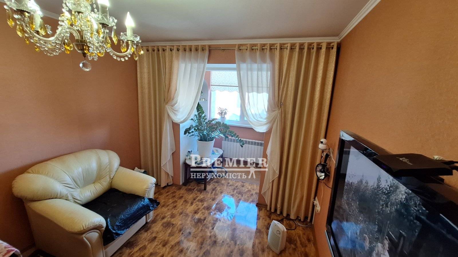 Продаж 2-кімнатної квартири 62 м², 1-го Травня вул.