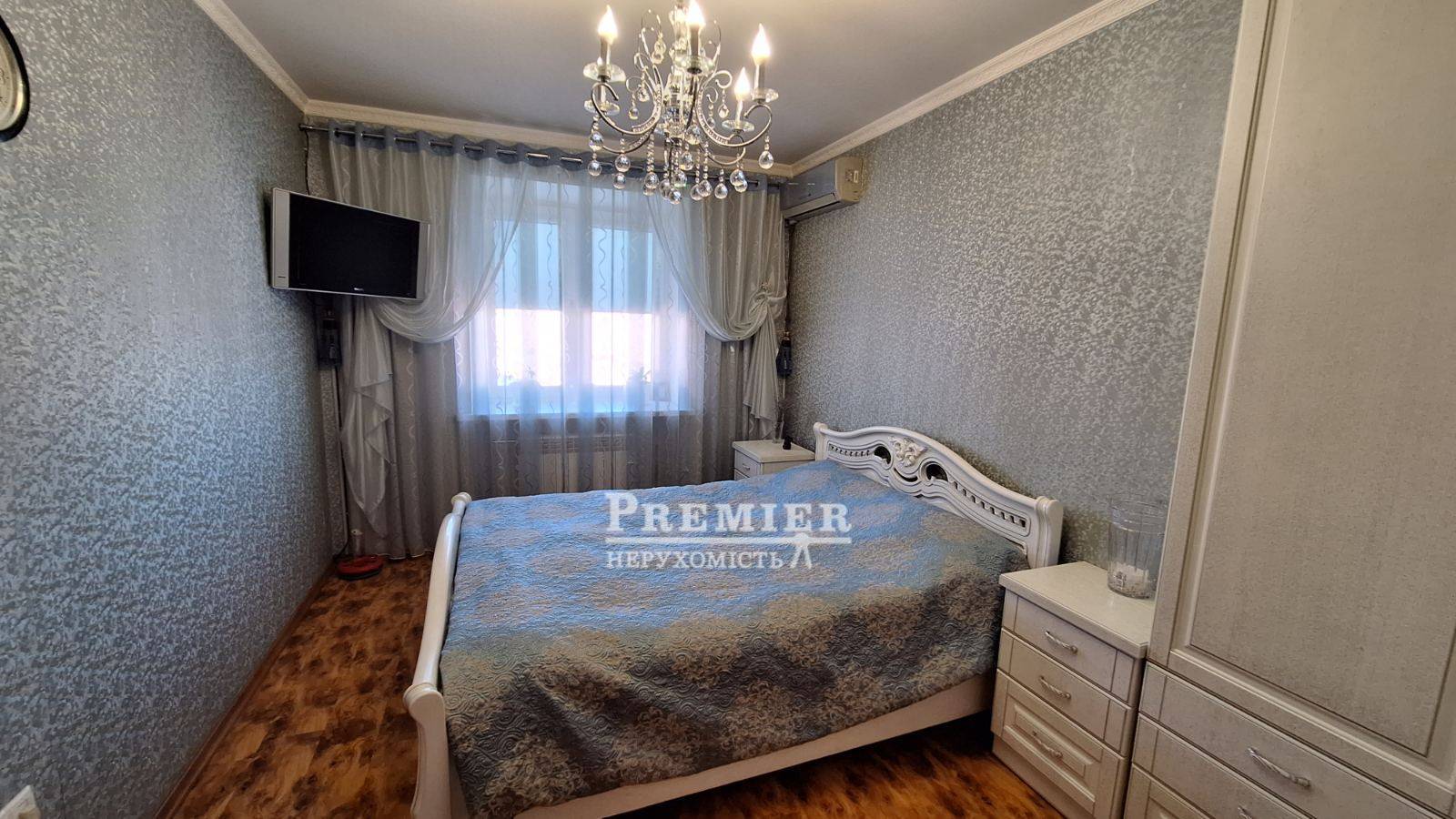 Продаж 2-кімнатної квартири 62 м², 1-го Травня вул.