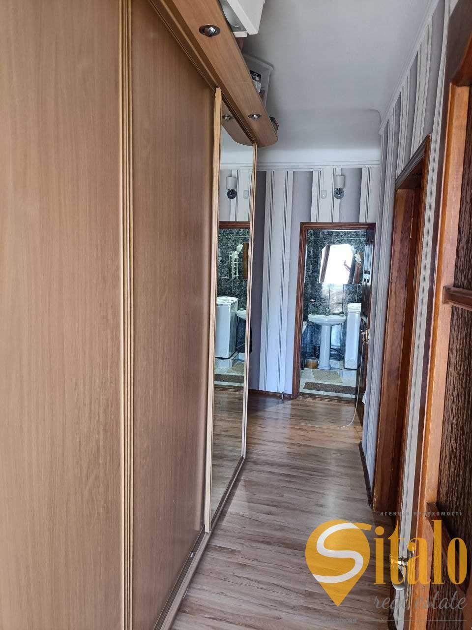 Продаж 2-кімнатної квартири 55.25 м², Леоніда Жаботинського вул.