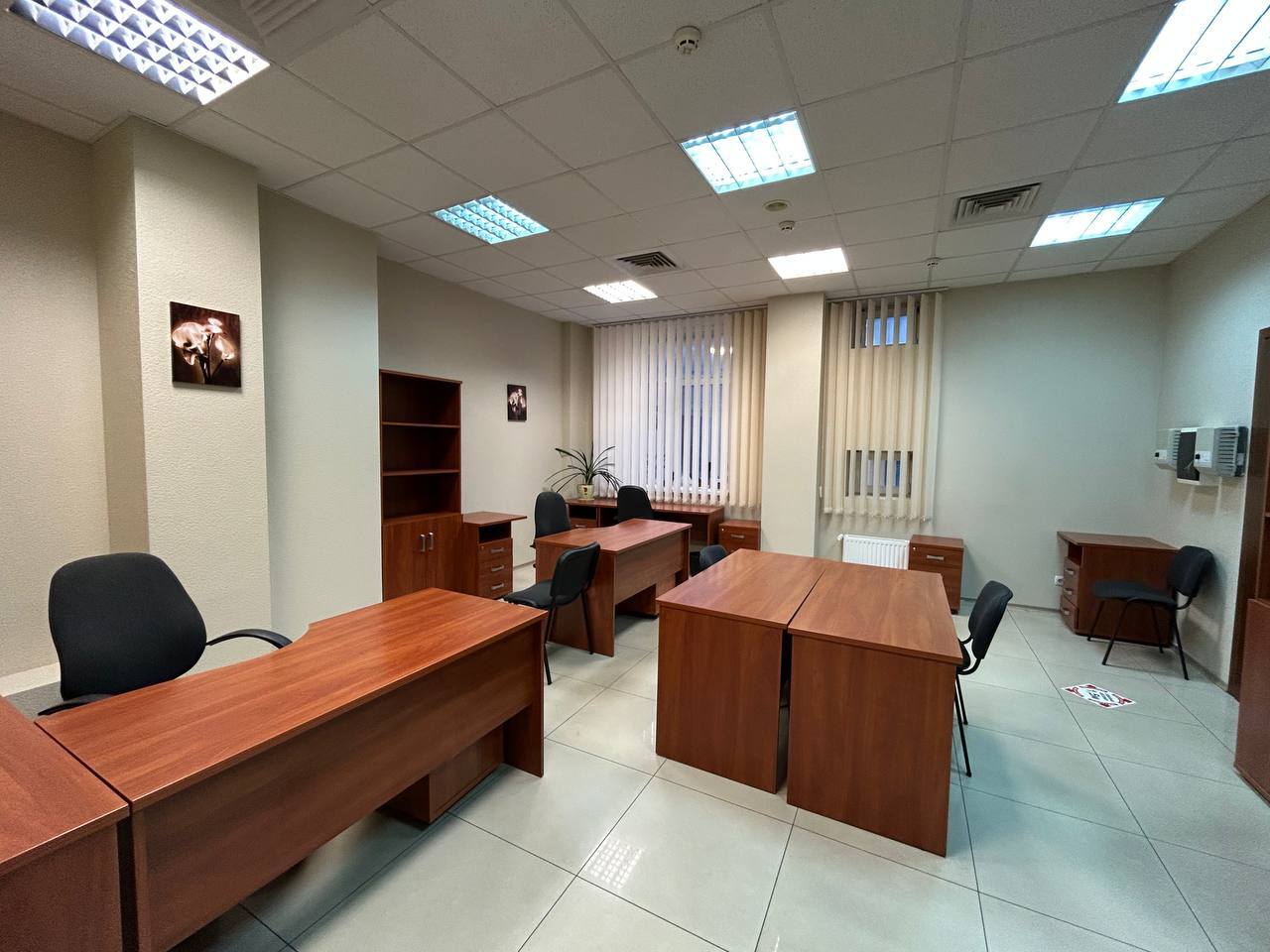Оренда офісу 310 м², Дмитрія Яворницького просп.